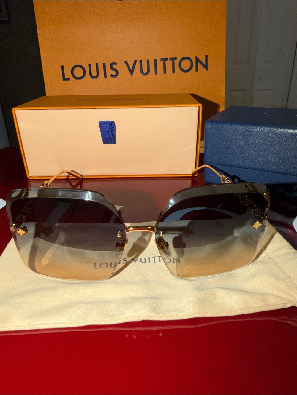 Louis Vuitton Women's Gradient Brown and Gold Rimless Sunglasses